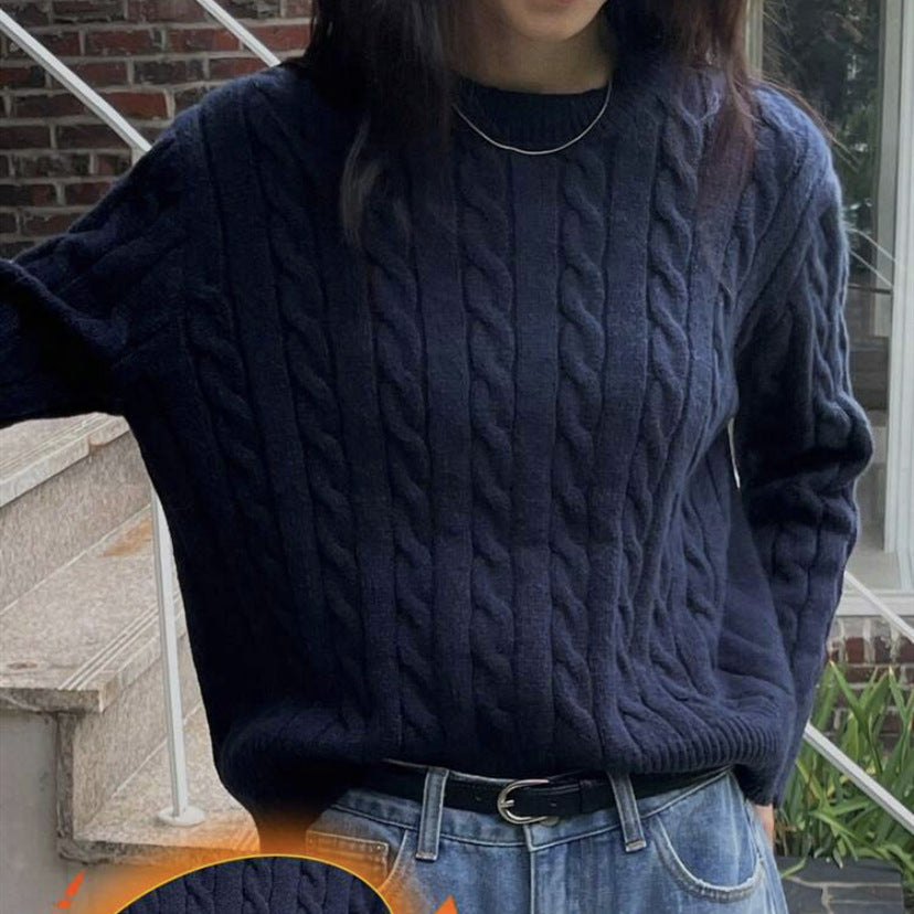 Women's Chunky Knit Sweater with Cable Pattern and Wide Sleeves