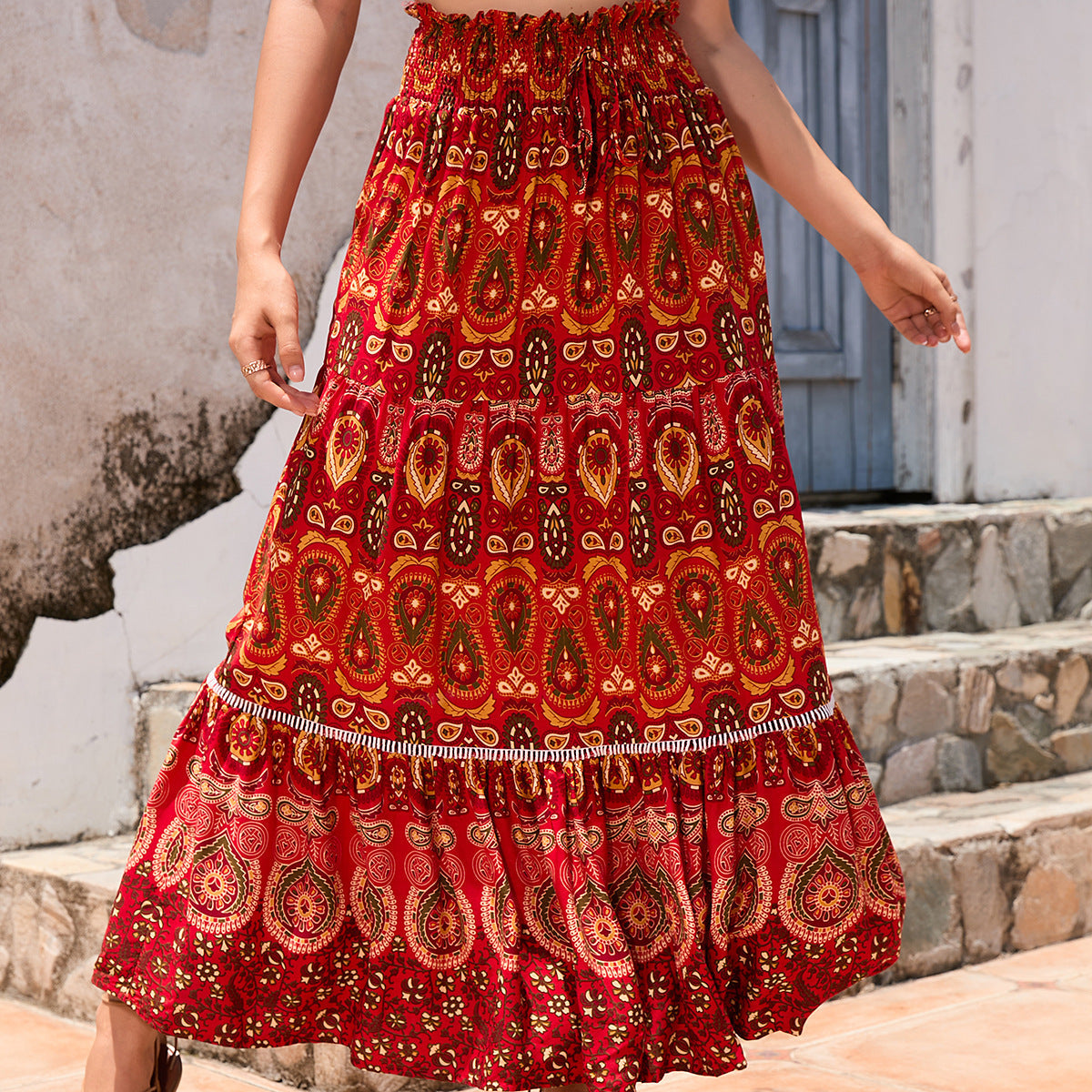 Women's Maxi Skirt with Voluminous Hem and Colorful Pattern