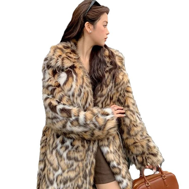 Elegant Faux Fur Jacket with Animal Print