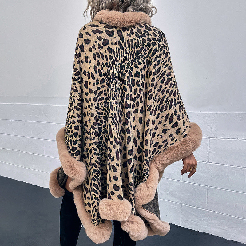 Women's Cozy Poncho with Faux Fur Trim and Leopard Print