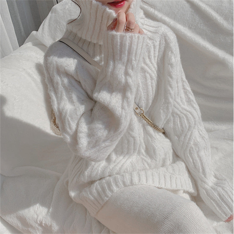 Women's High-Neck Chunky Knit Sweater