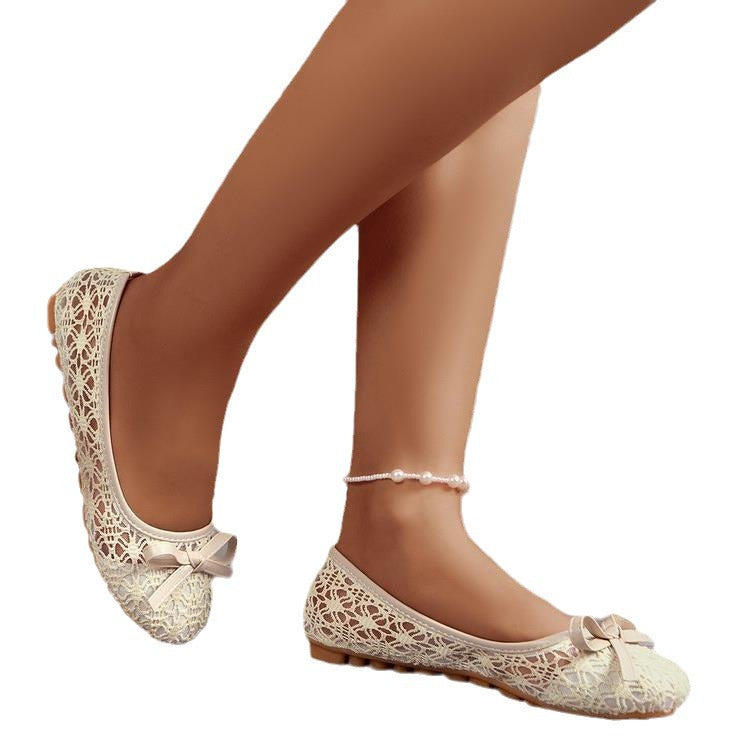 Women's Lace Ballet Flats with Bow Detail