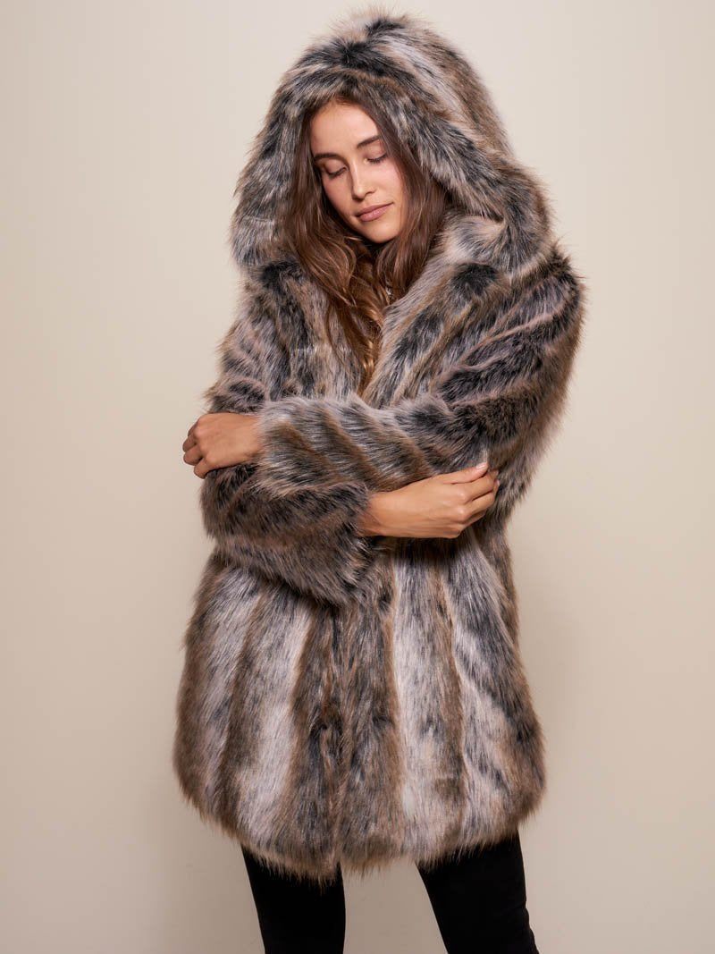 Women's Luxurious Faux Fur Coat with Hood