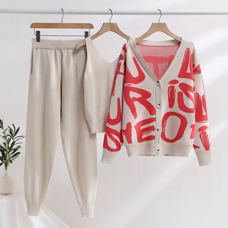 Women's Cozy Knit Loungewear Set with Decorative Lettering
