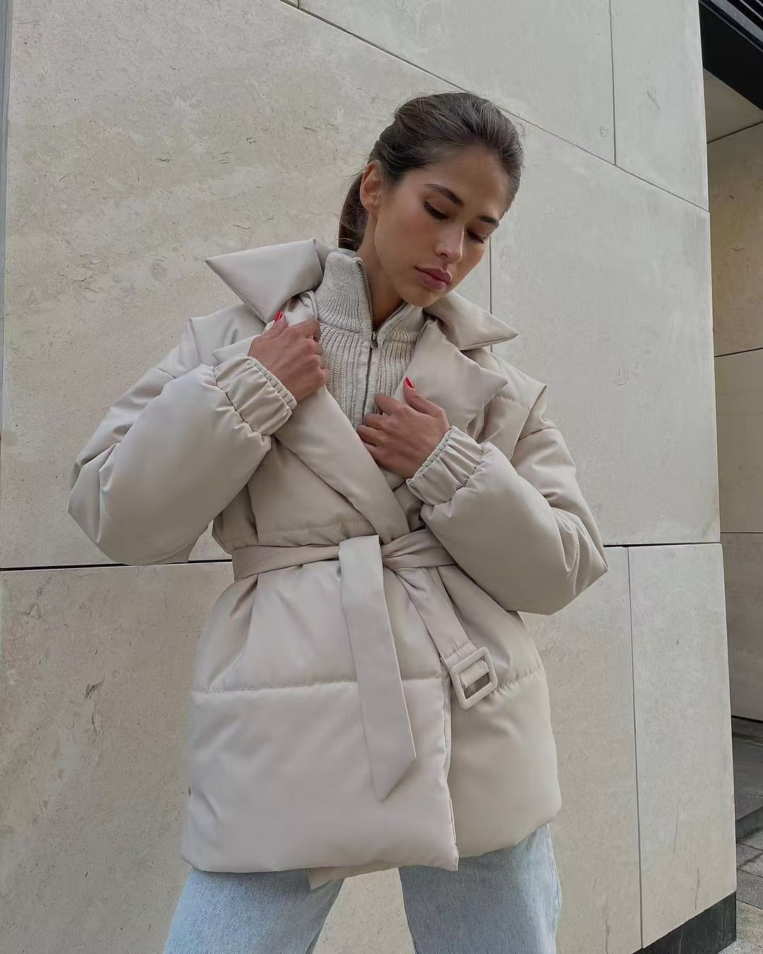 Women's Elegant Quilted Coat with Adjustable Belt