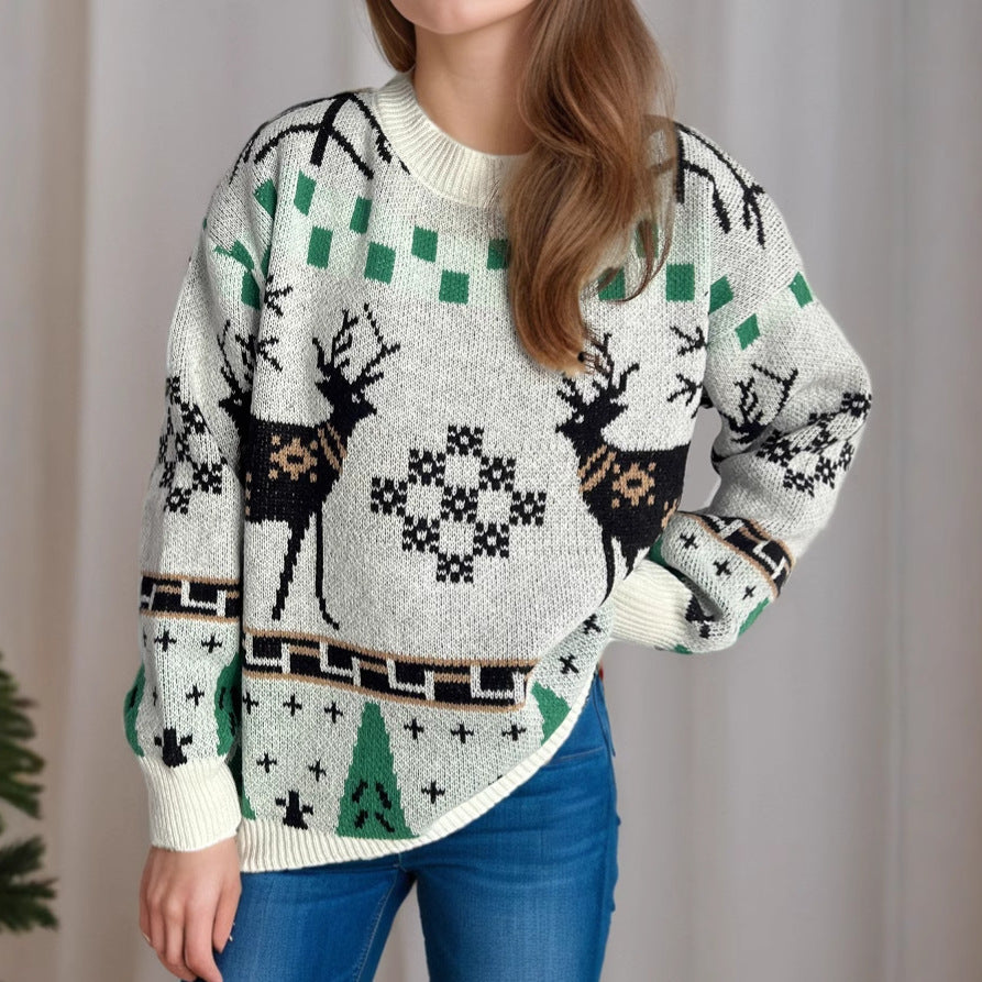 Women's Patterned Christmas Sweater with Festive Reindeer Design and Oversized Fit