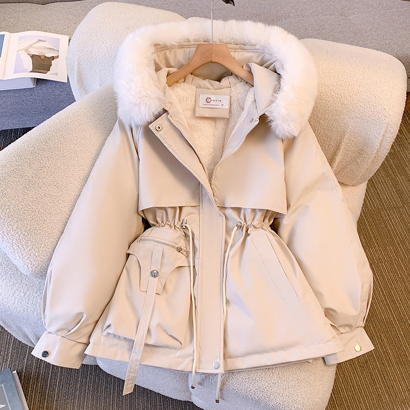 Women's Fashionable Winter Jacket with Detachable Faux Fur Collar and Practical Pockets