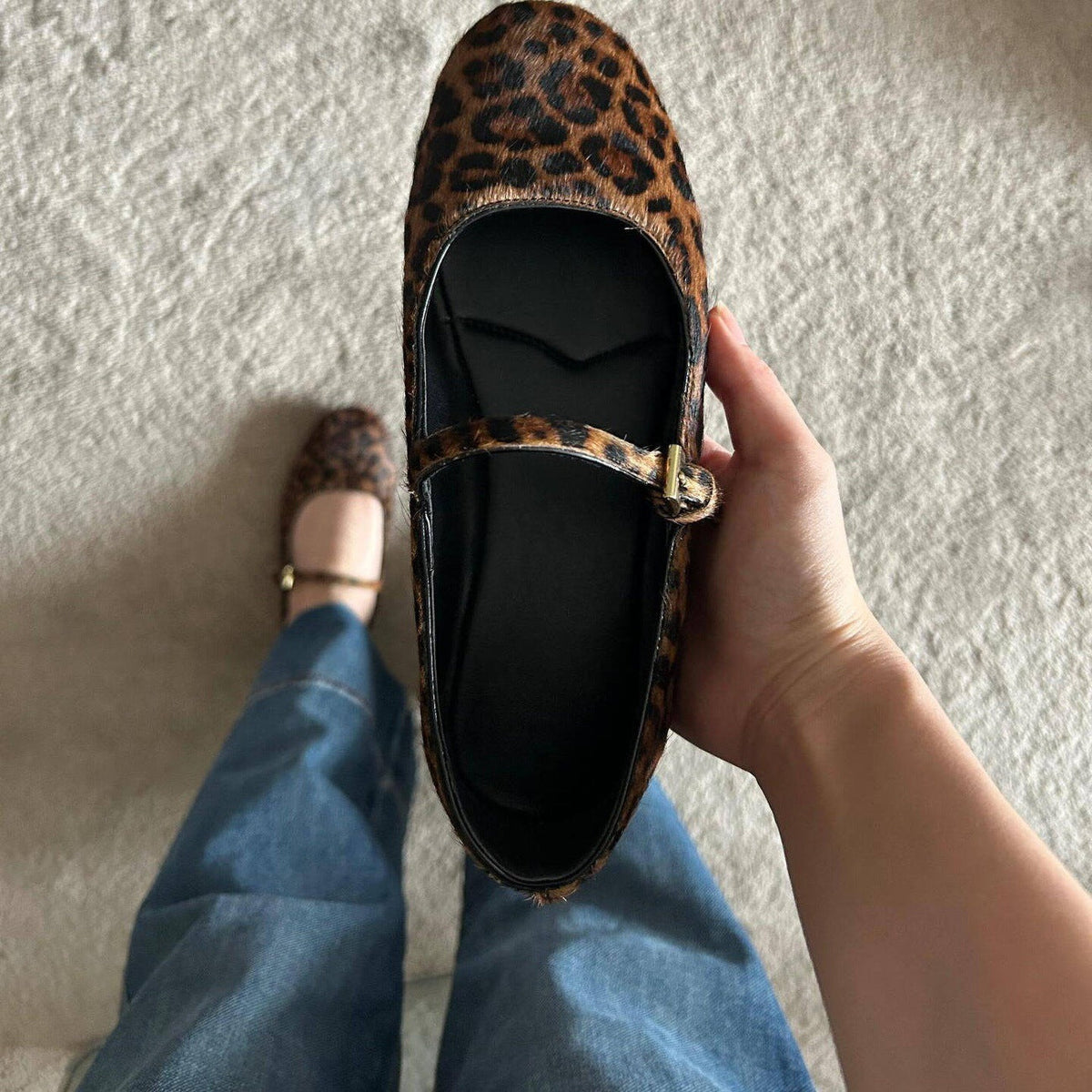 Women's Ballet Flats with Elegant Strap Design and Leopard Print