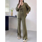 Women's Fine Knit Ensemble with Original Cable Pattern and Wide Pants