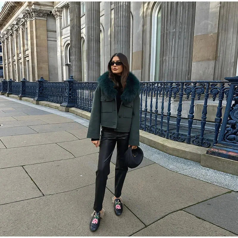 Elegant Wool Jacket with Faux Fur Collar