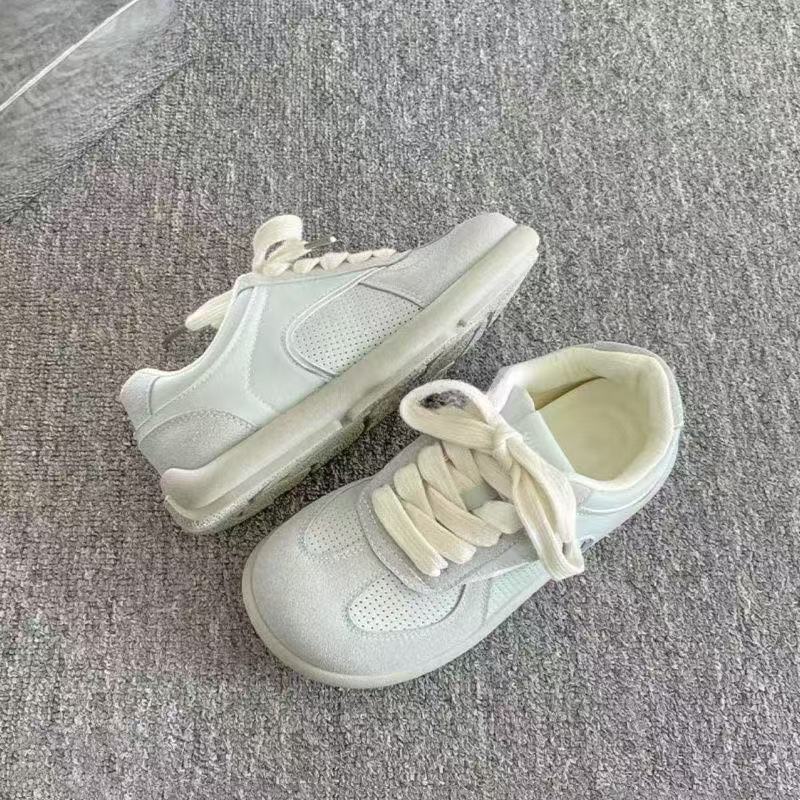 Women's Breathable Casual Sneakers with Innovative Design