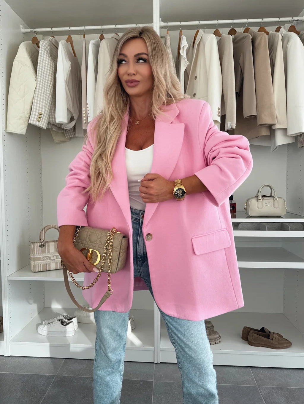 Women's Elegant Oversized Blazer with Deep Lapel and Pockets