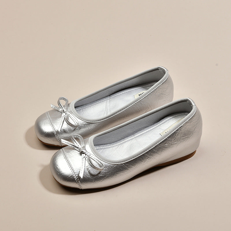 Women's Ballet Flats with Elegant Shine and Fine Bow