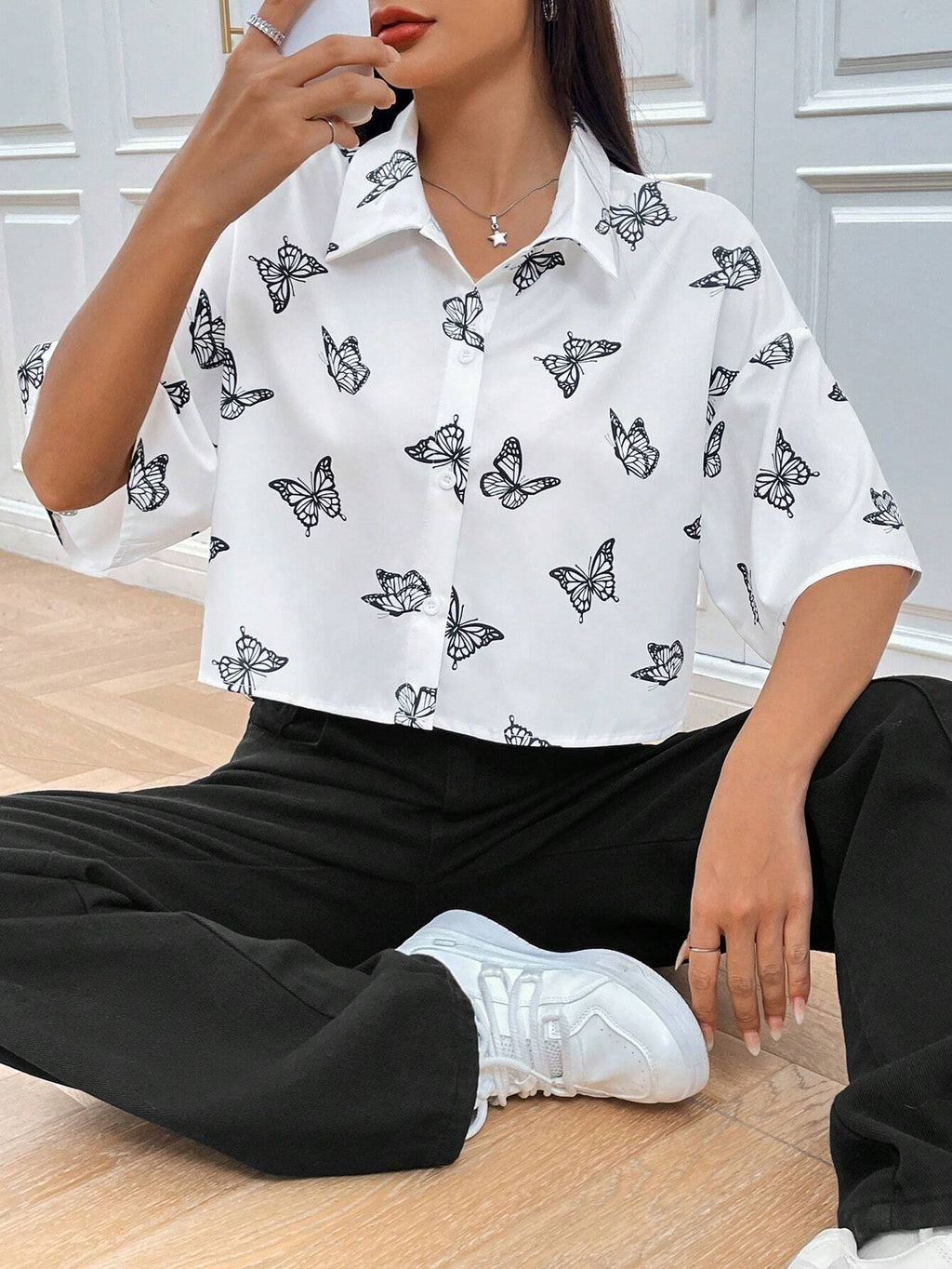 Women's Short Sleeve Shirt with Butterfly Print