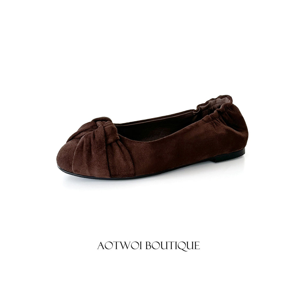 Women's Ballet Flats with Elegant Bow Detail and Soft Suede