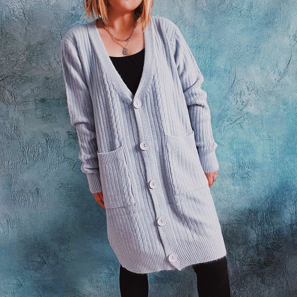 Women's Chunky Knit Cardigan with Modern Button Details and Casual Fit