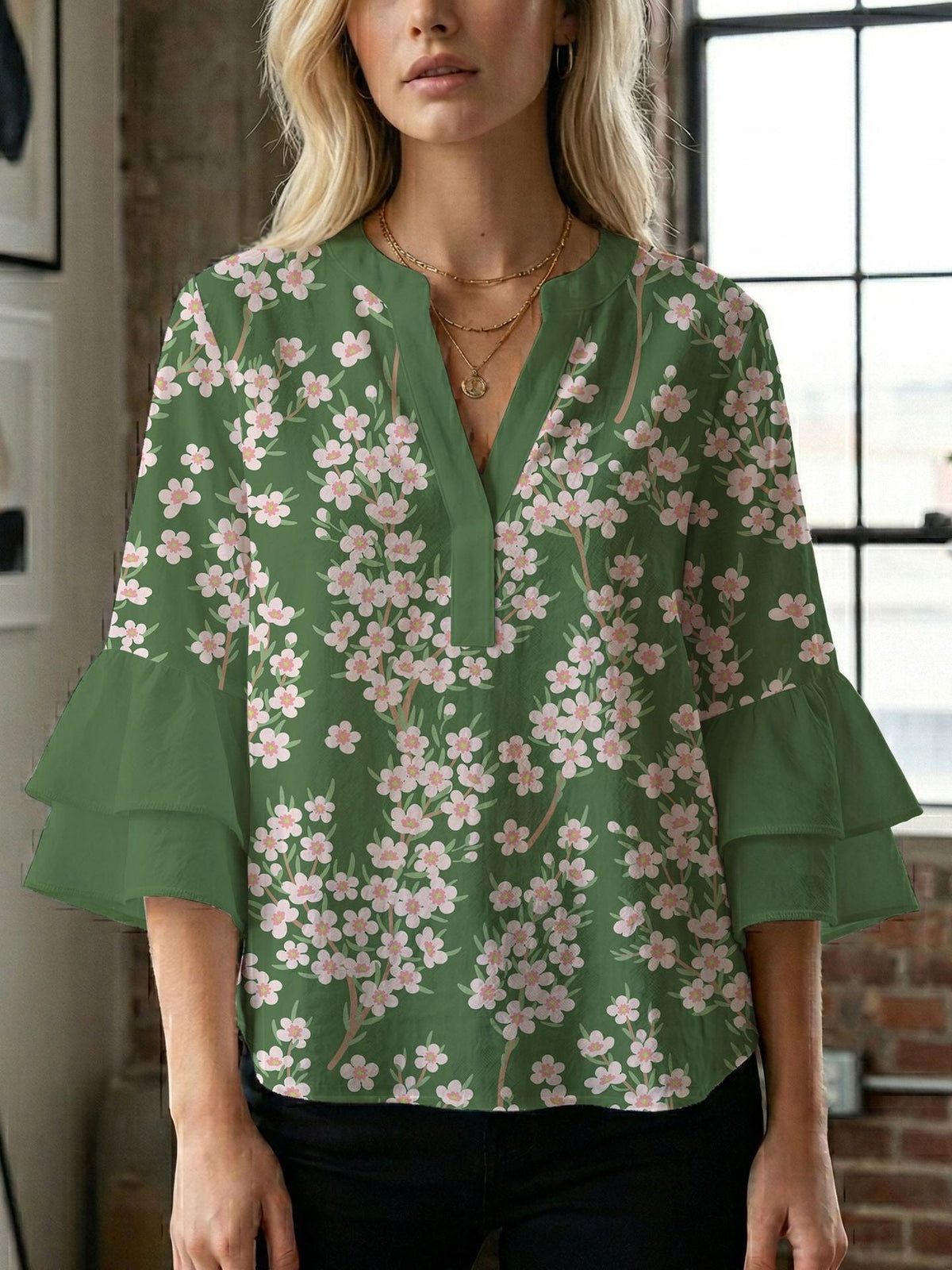 Women's Blouse Shirt with Voluminous Sleeves and Creative Print Design