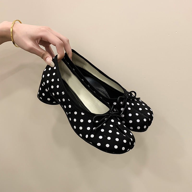 Women's Ballet Flats with Delicate Bow and Block Heel