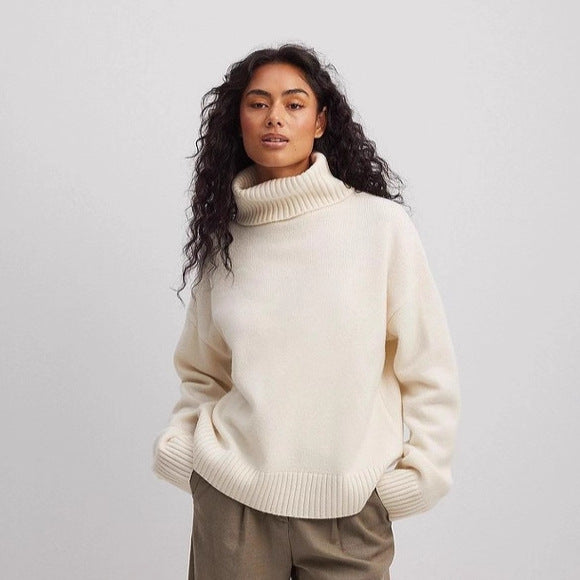 Women's Fine Turtleneck Sweater in Soft Knit