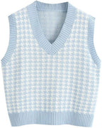 Women's Sleeveless Knit Vest with Modern Houndstooth Pattern