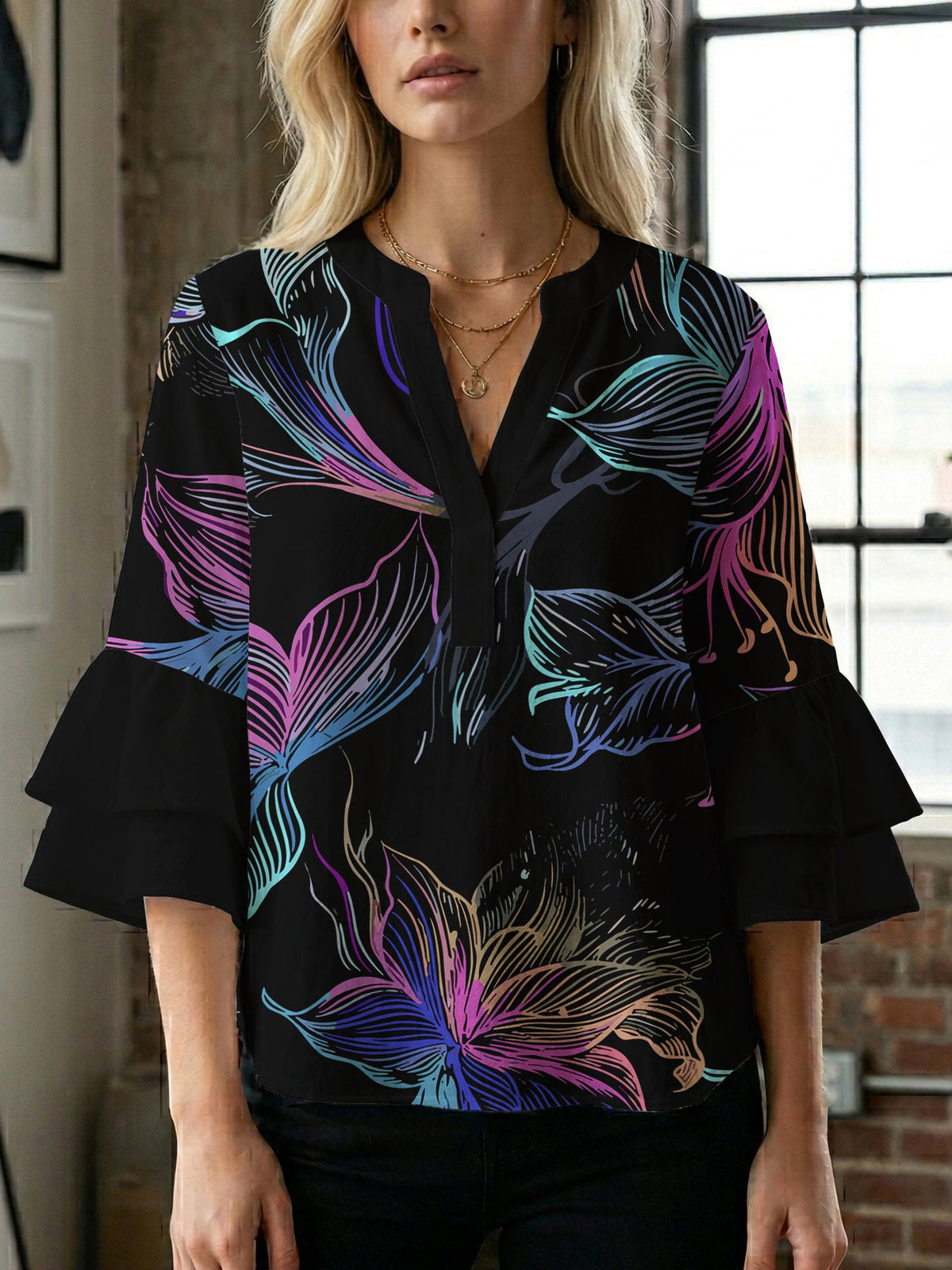 Women's Floral Blouse with Voluminous Sleeves