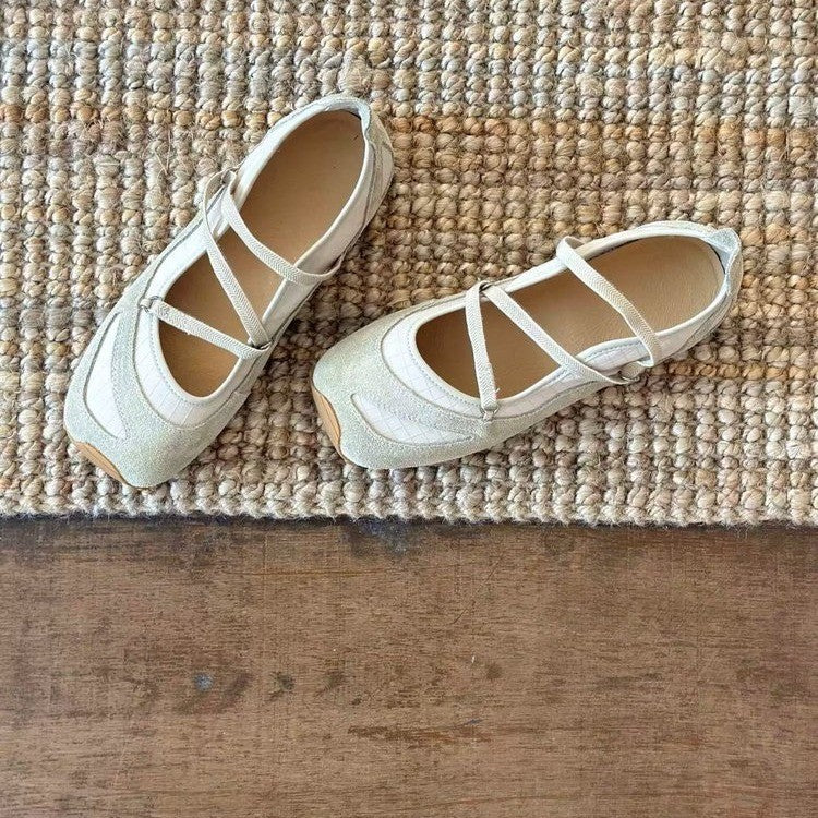 Women's Ballet Flats with Flexible Sole and Chic Strap Design