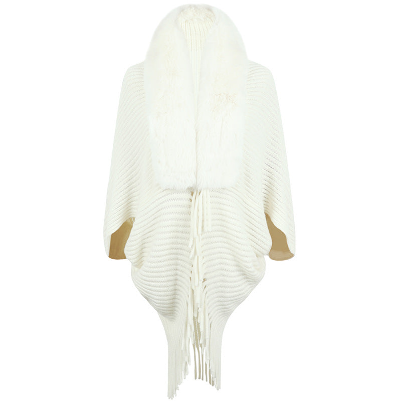 Women's Luxurious Knit Poncho with Faux Fur Collar and Fringe