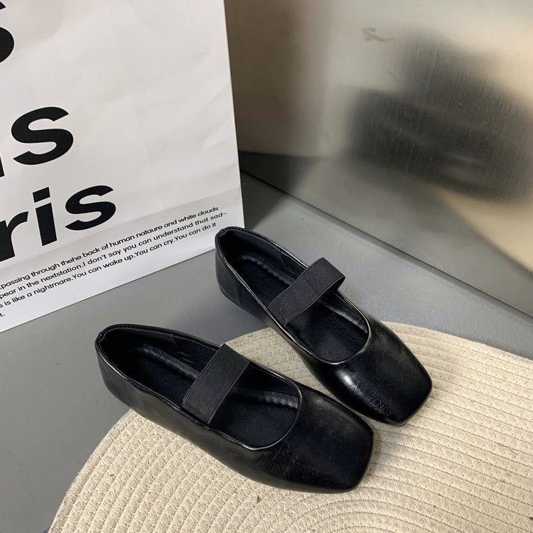 Women's Ballet Flats with Elastic Strap and Elegant Design