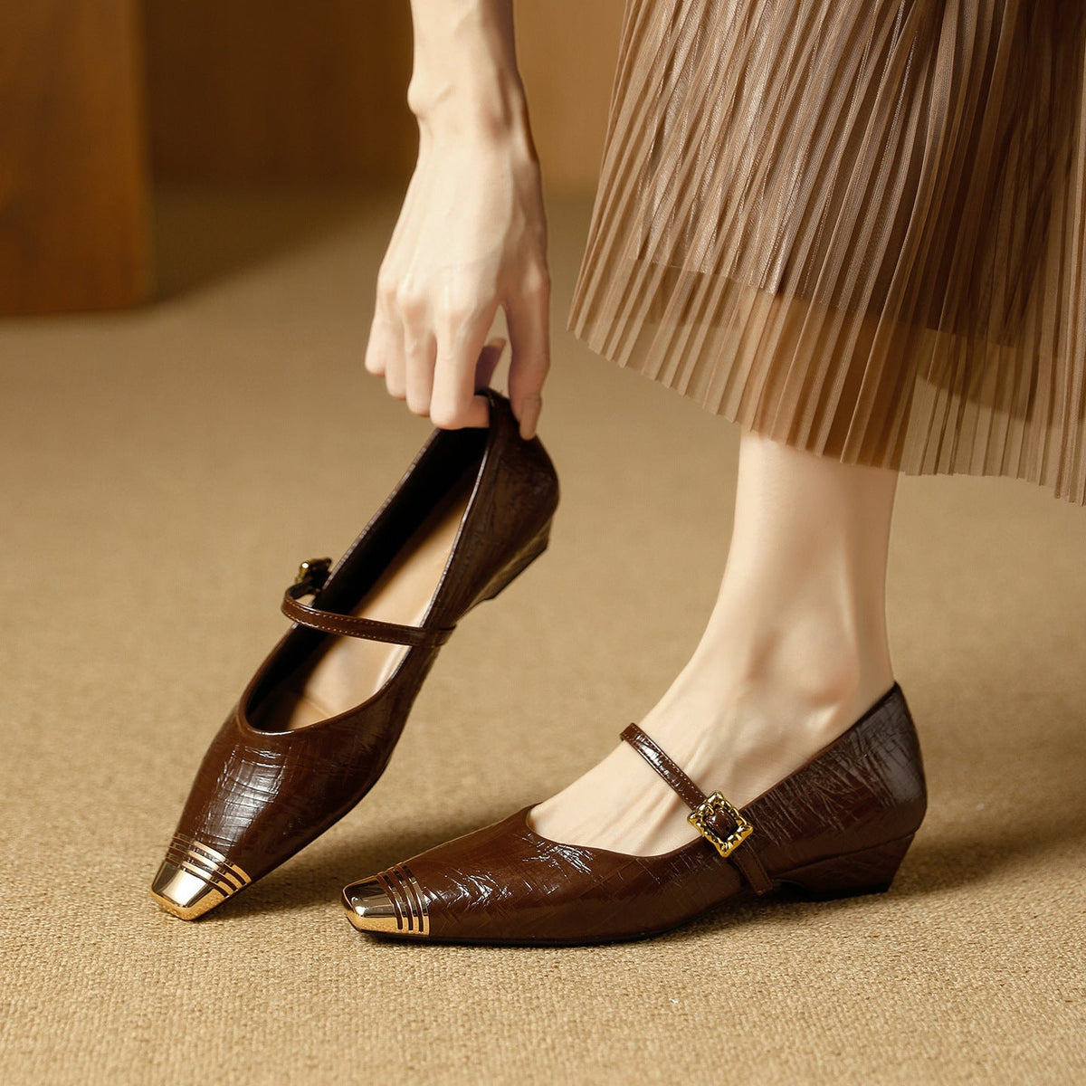 Women's Ballerina Flats with Strap and Block Heel