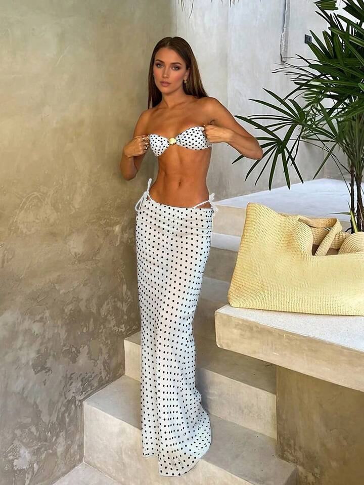 Women's Bandeau Bikini with Modern Cut
