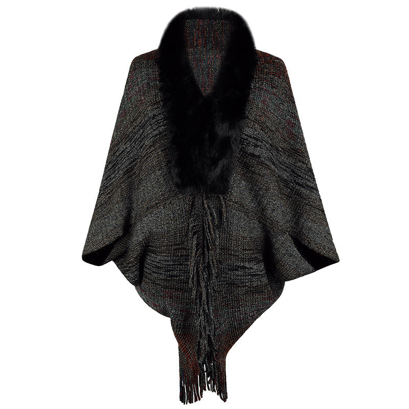 Elegant Women's Poncho with Faux Fur Collar and Fringed Hem