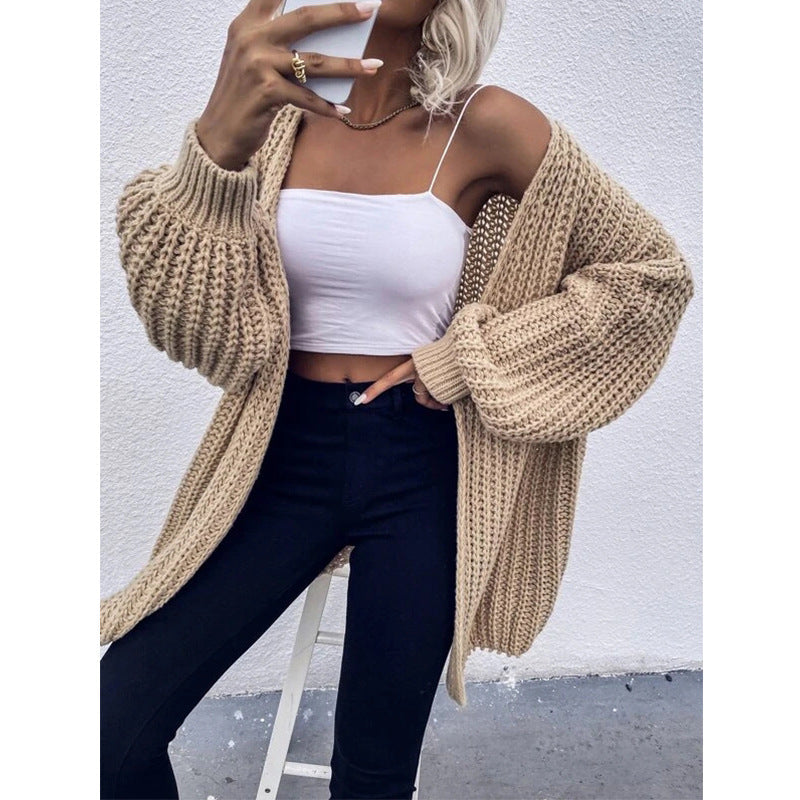 Women's Chunky Knit Cardigan with Wide Sleeves and Casual Look