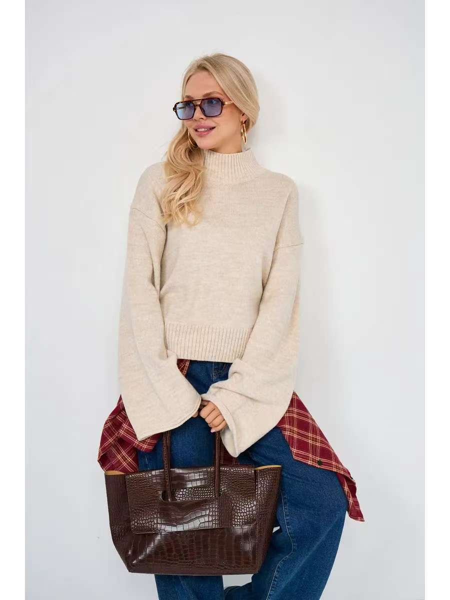 Elegant Oversized Sweater with Wide Cut and Stand-up Collar