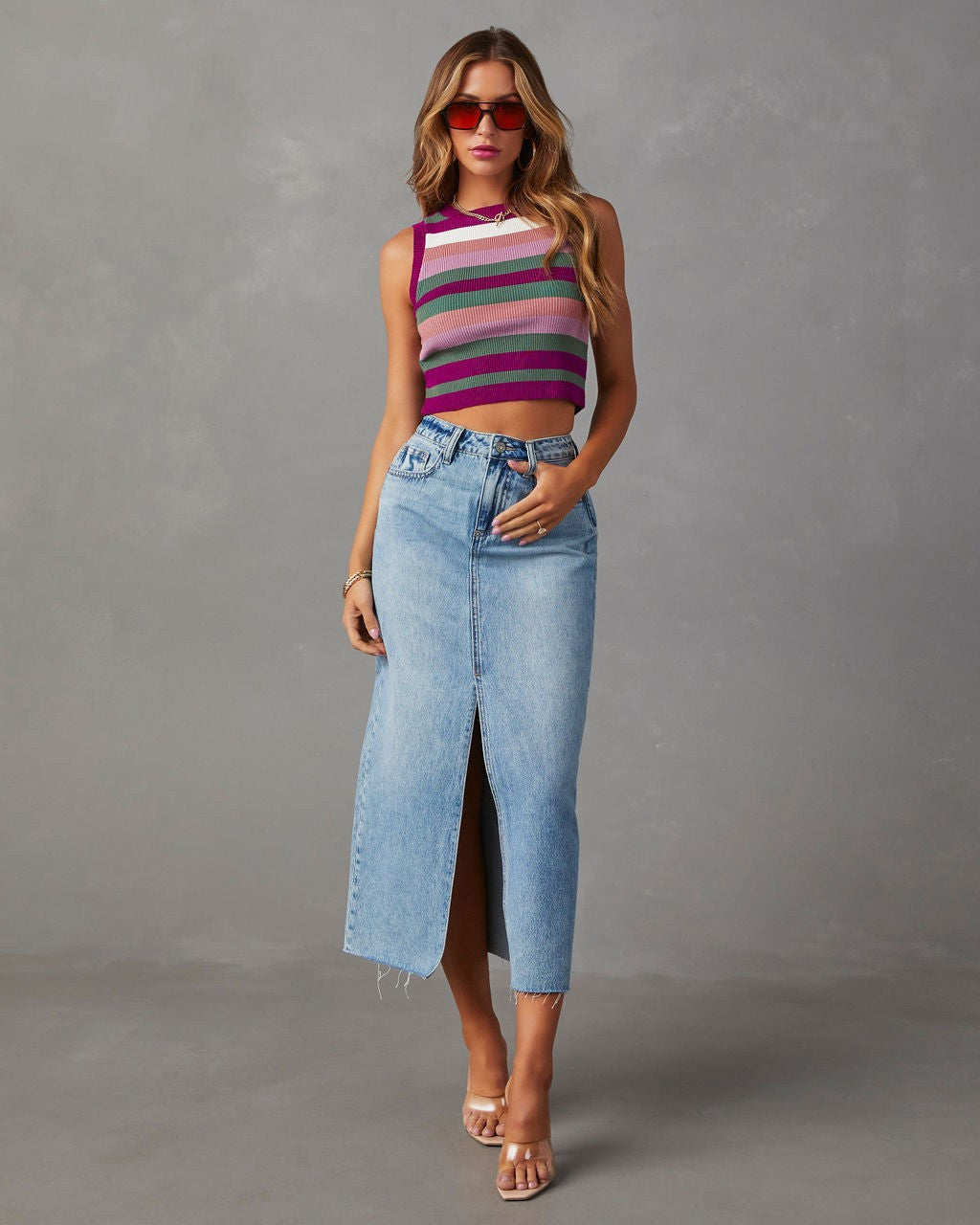 Women's Casual Denim Skirt with Side Slit and Frayed Hem