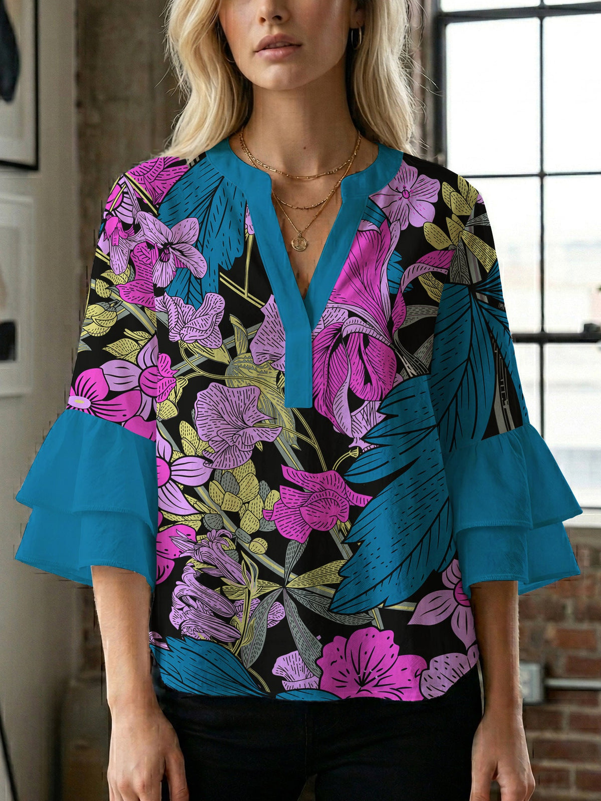 Women's Floral Blouse with Voluminous Sleeves
