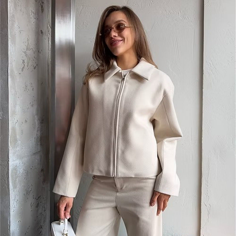 Women's Elegant Minimalist Zip Jacket