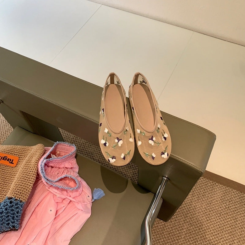 Women's Ballet Flats with Floral Embroidery and Flexible Comfort