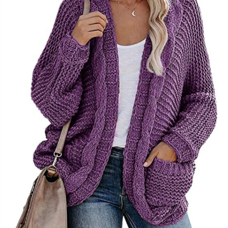 Women's Chunky Knit Jacket with Casual Contours and Large Pockets