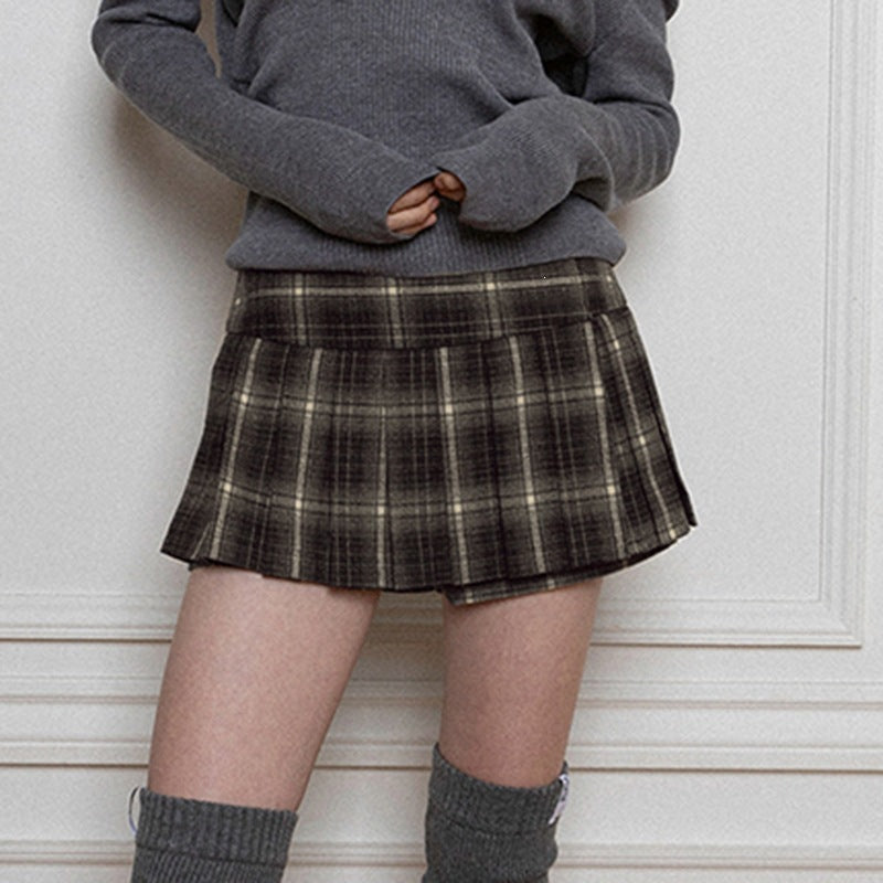 Women's Mini Skirt with Decorative Button Details and Vertical Stripes