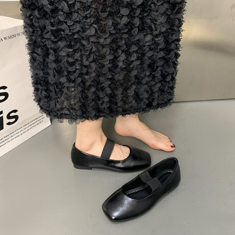 Women's Ballet Flats with Elastic Strap and Elegant Design