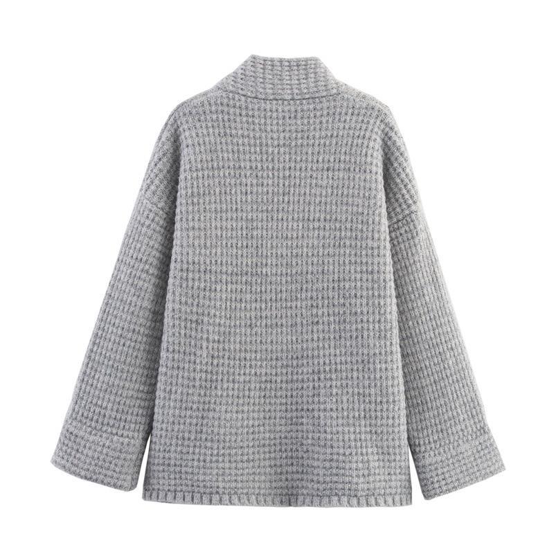 Women's Quilted Cardigan with Decorative Button Closure and High Collar