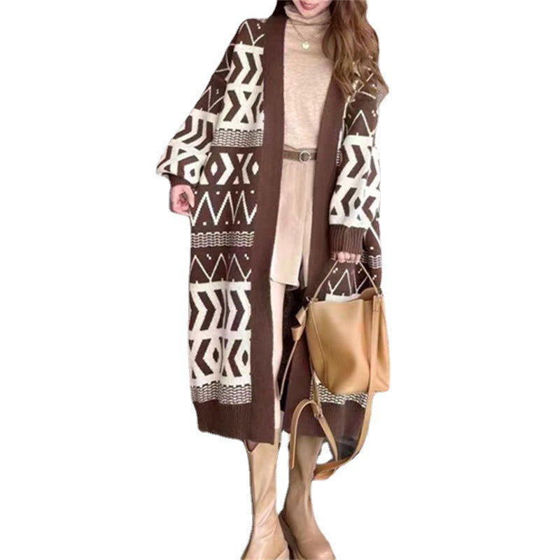 Women's Long Cardigan with Graphic Design and Deep Pockets