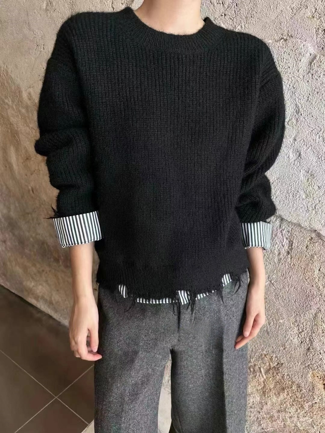 Women's Chunky Knit Sweater with Contrast Cuffs and Casual Fit