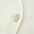 Elegant Jacket with V-Neck and Classic Button