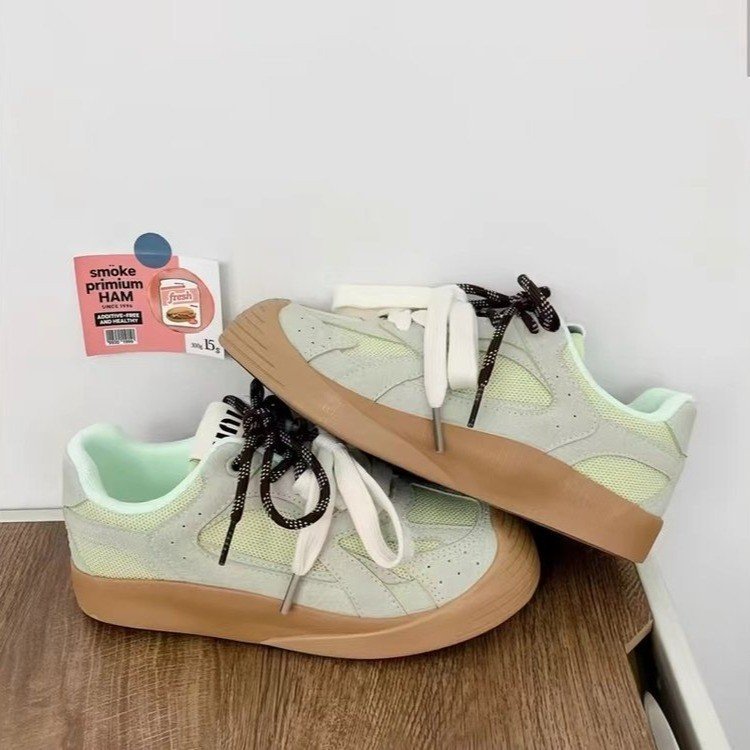 Women's Breathable Casual Sneakers with Ergonomic Cushioning