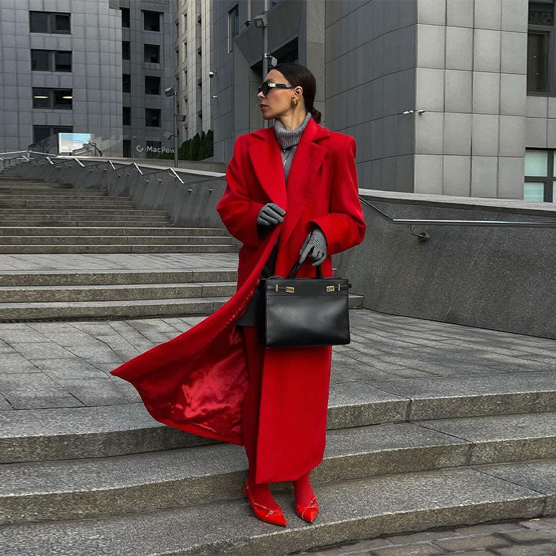 Women's Elegant Coat with Oversized Cut and Chic Lapel