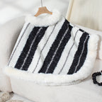 Women's Elegant Poncho with Luxurious Fur Trim