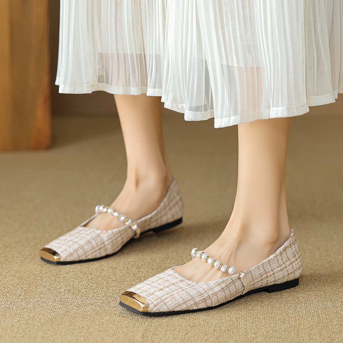 Women's Ballet Flats with Pearl Appliqué and Strap