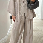 Elegant Kimono Jacket with Wide Sleeves and Loose Fit