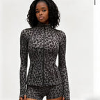 Women's Fashionable Sport Suit with Crop Top and Long Sleeves in Leopard Print